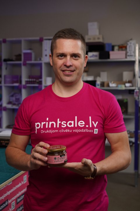 Etiketes-pudelitem-druka