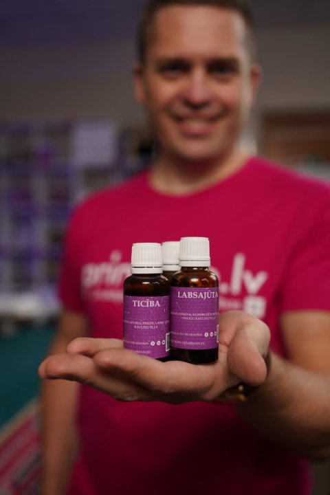 Pudelisu-etiketes-izgatavosana