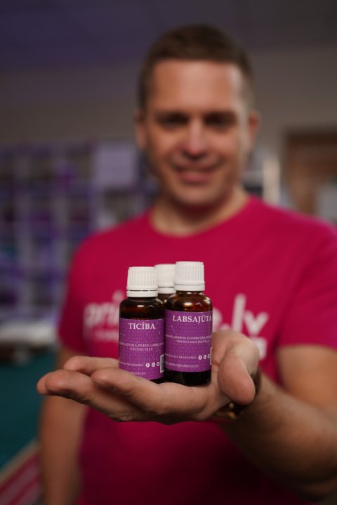 Pudelu-etikesu-druka