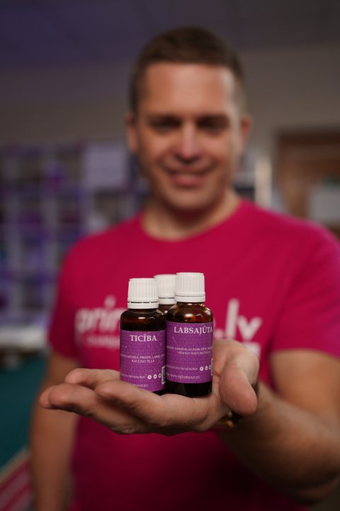 Pudelu-etikesu-izgatavosana