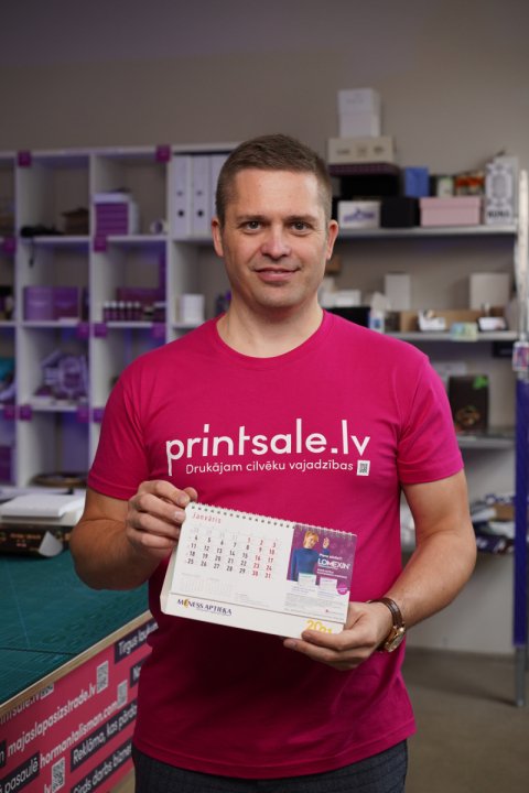 Kalendaru-izgatavosana-ar-savam-bildem