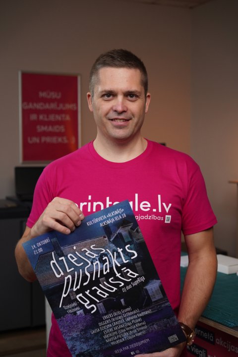 Plakatu-drukasana-A1-A2-A3-A4